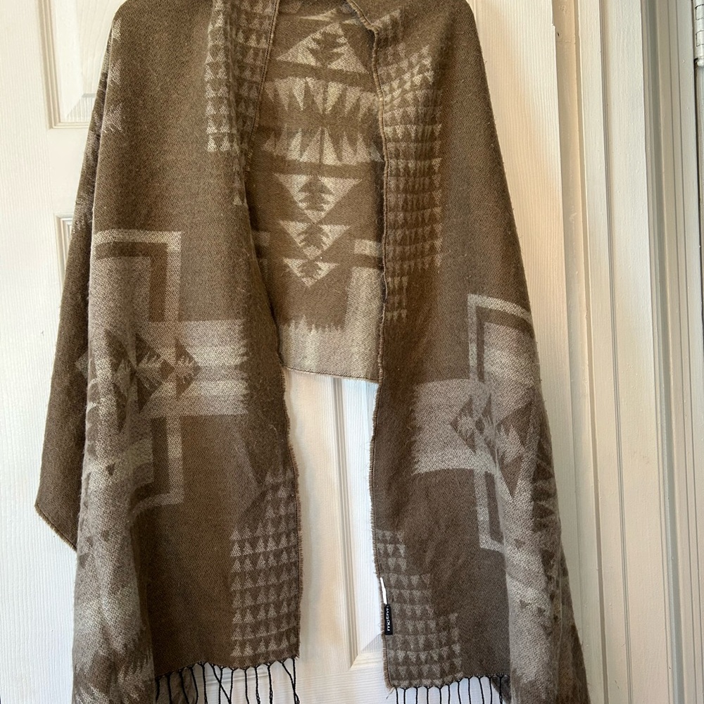 Motivi scarf brown Italian Southwestern fringe - Picture 3 of 9